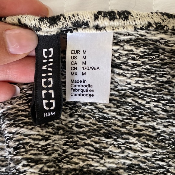 H&M - Leopard Long Cardigan - Medium (M) - Picture 3 of 3